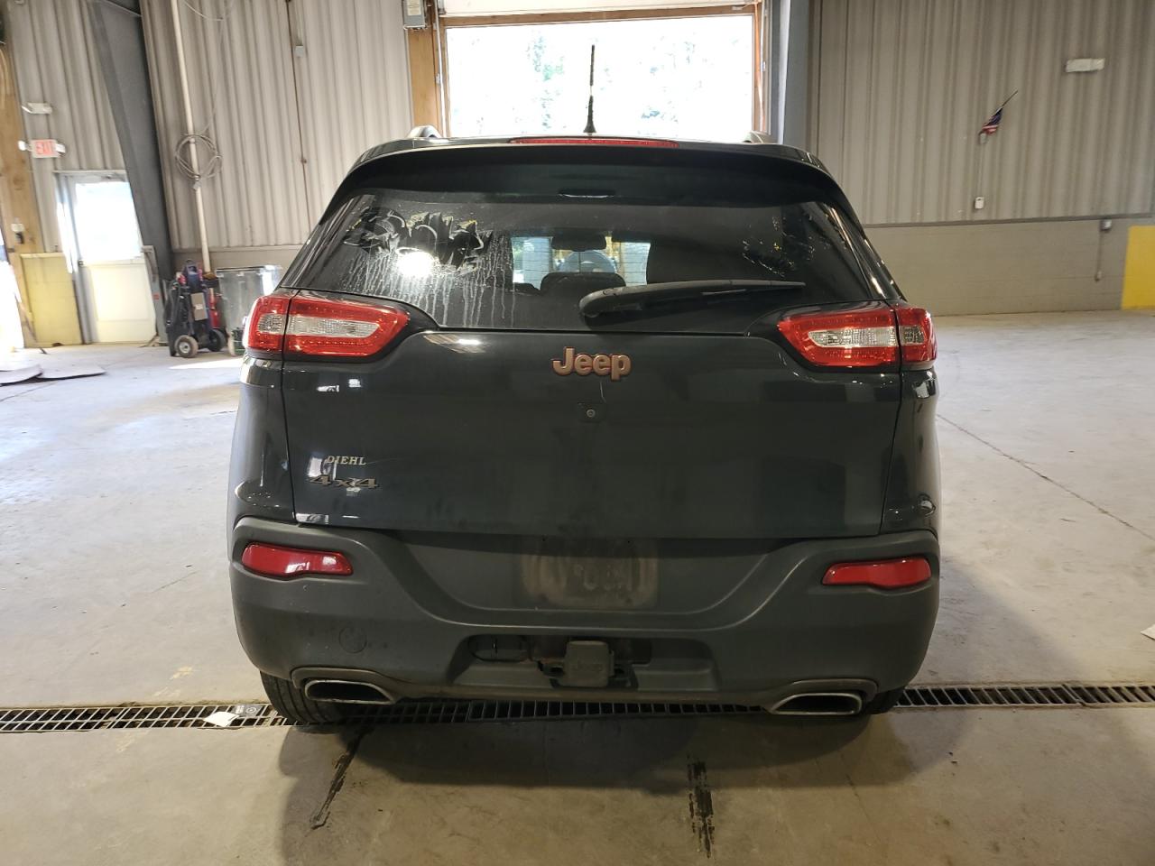 2016 Jeep Cherokee Latitude VIN: 1C4PJMCS2GW321223 Lot: 80162555