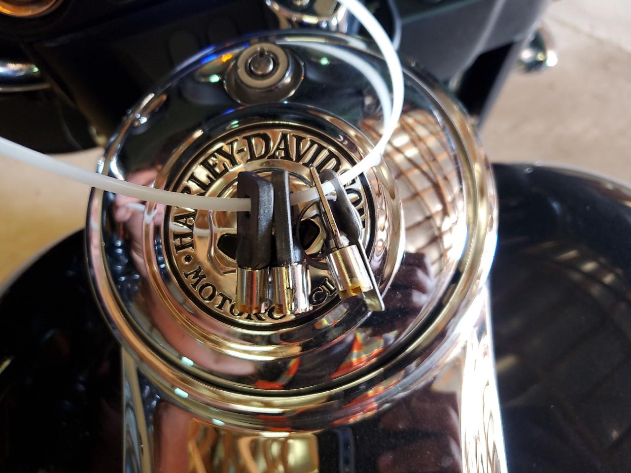 2006 Harley-Davidson Flhxi VIN: 1HD1KBW1X6Y610426 Lot: 81337015