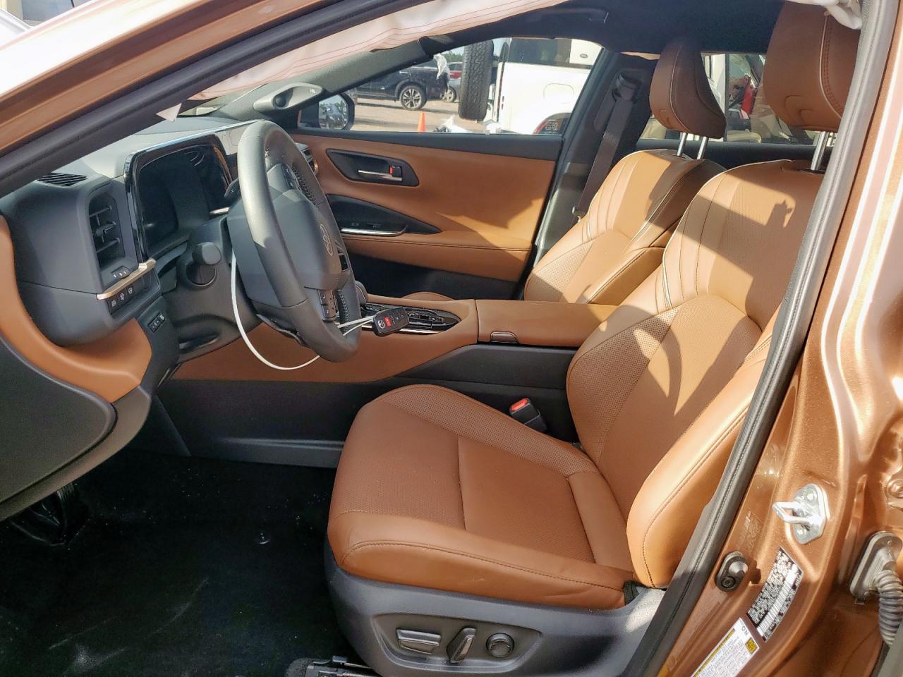 2025 Toyota Crown Signia Xle VIN: JTDACAAJ7S3018134 Lot: 84009385