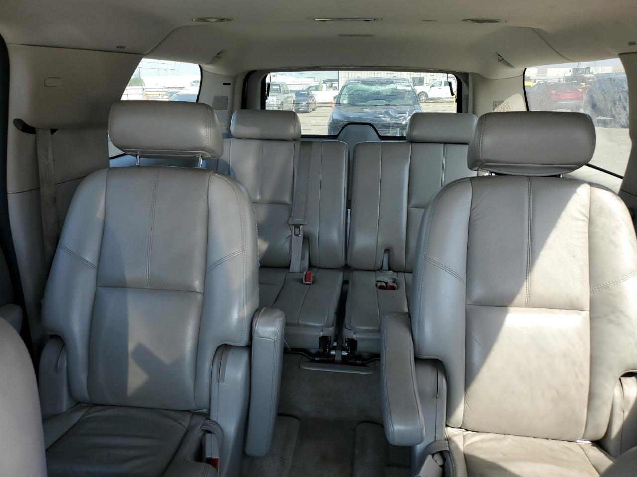 2007 GMC Yukon Xl K1500 VIN: 1GKFK16327J262025 Lot: 69991535