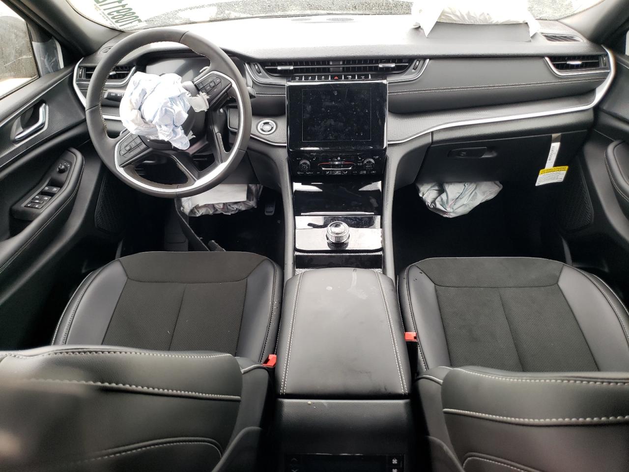 2025 Jeep Grand Cherokee L Laredo VIN: 1C4RJKAGXS8707011 Lot: 70891125