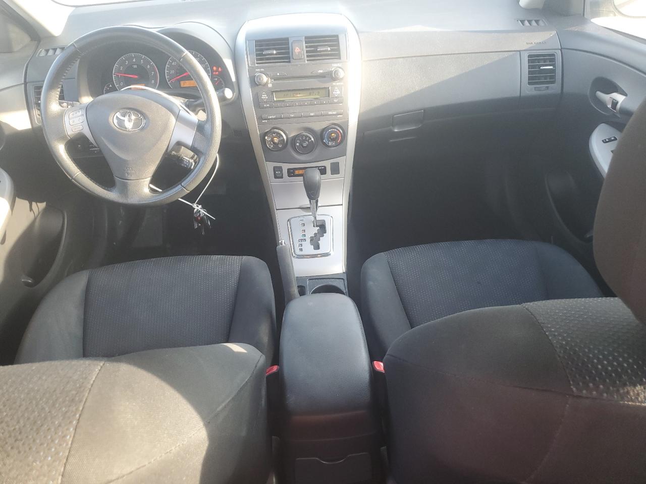 2010 Toyota Corolla Base VIN: 2T1BU4EE8AC415194 Lot: 80914235