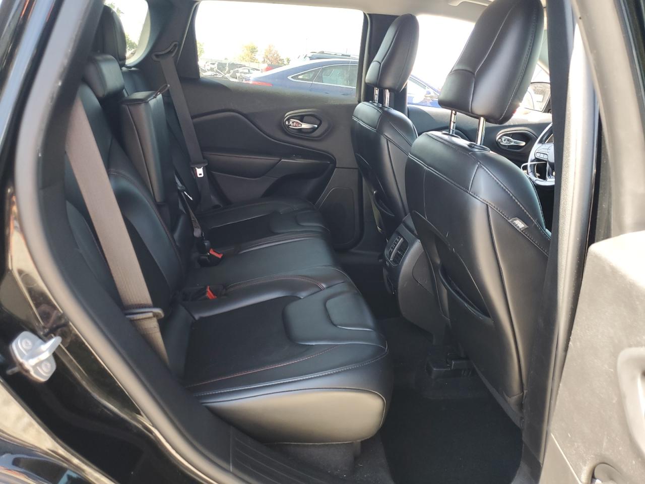 2020 Jeep Cherokee Trailhawk VIN: 1C4PJMBX7LD591955 Lot: 84213705