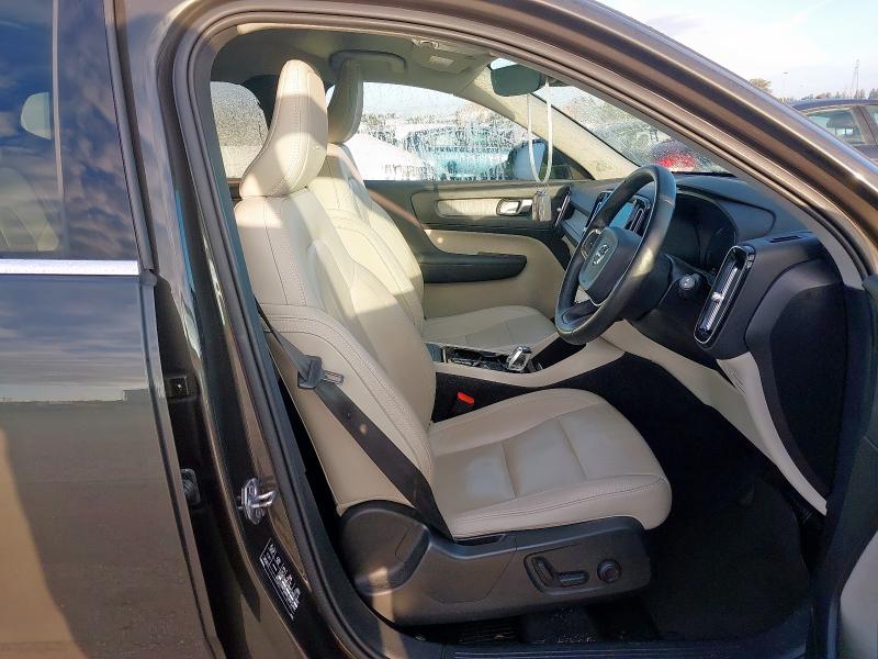 2019 VOLVO XC40 2.0 D3 INSCRIPTION 5DR GEARTRONIC