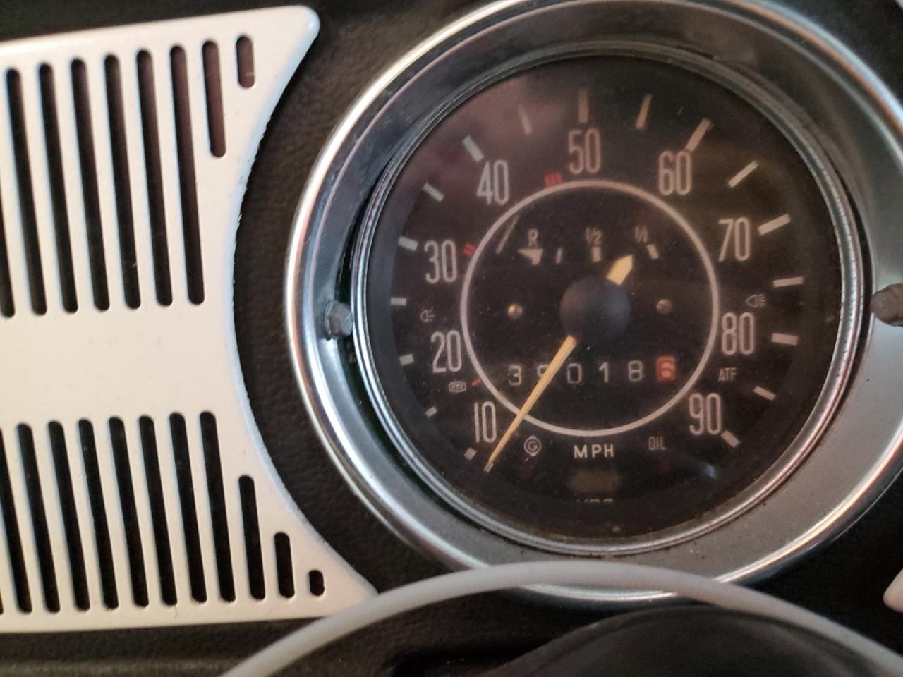 1971 Volkswagen Beetle VIN: 1102324581 Lot: 83763635