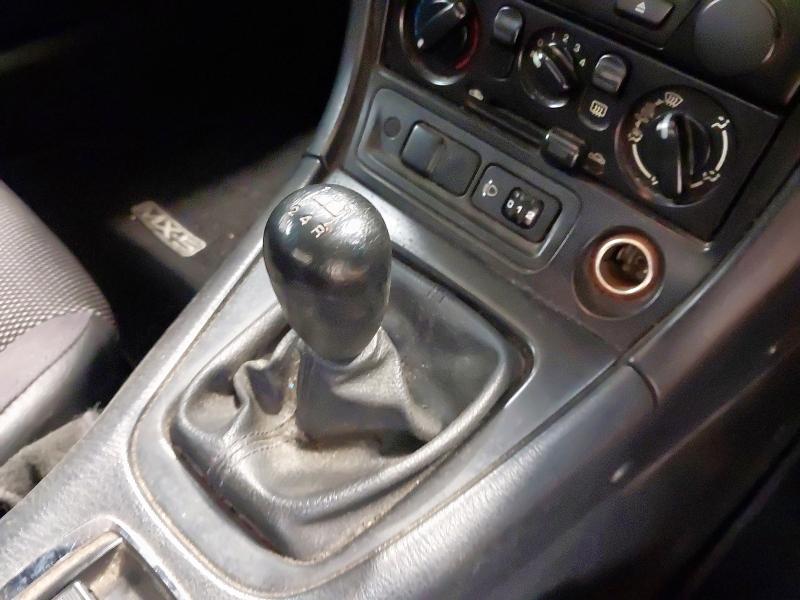 2003 MAZDA MX-5 
