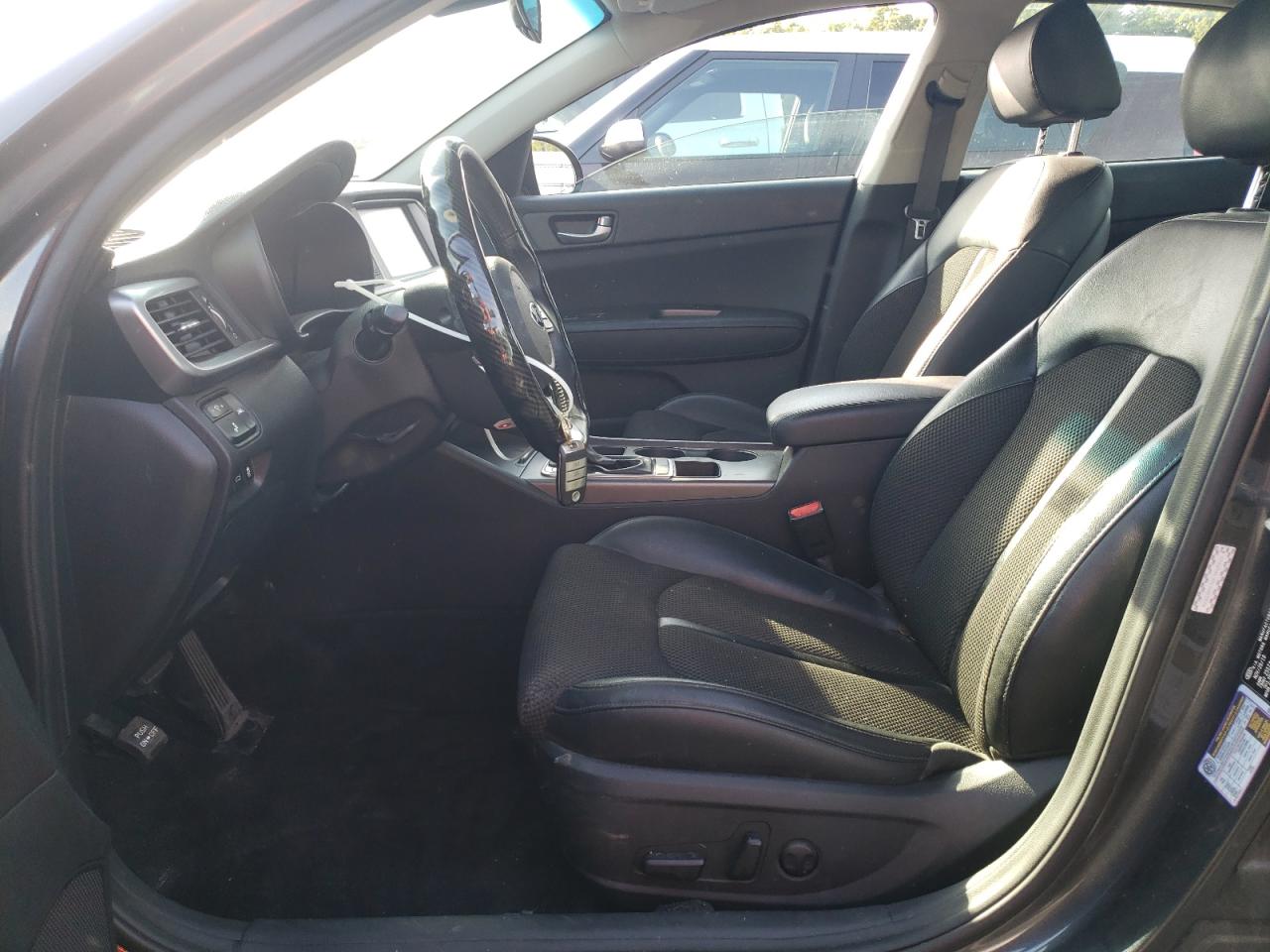 2020 Kia Optima Lx VIN: 5XXGT4L39LG425979 Lot: 84183885