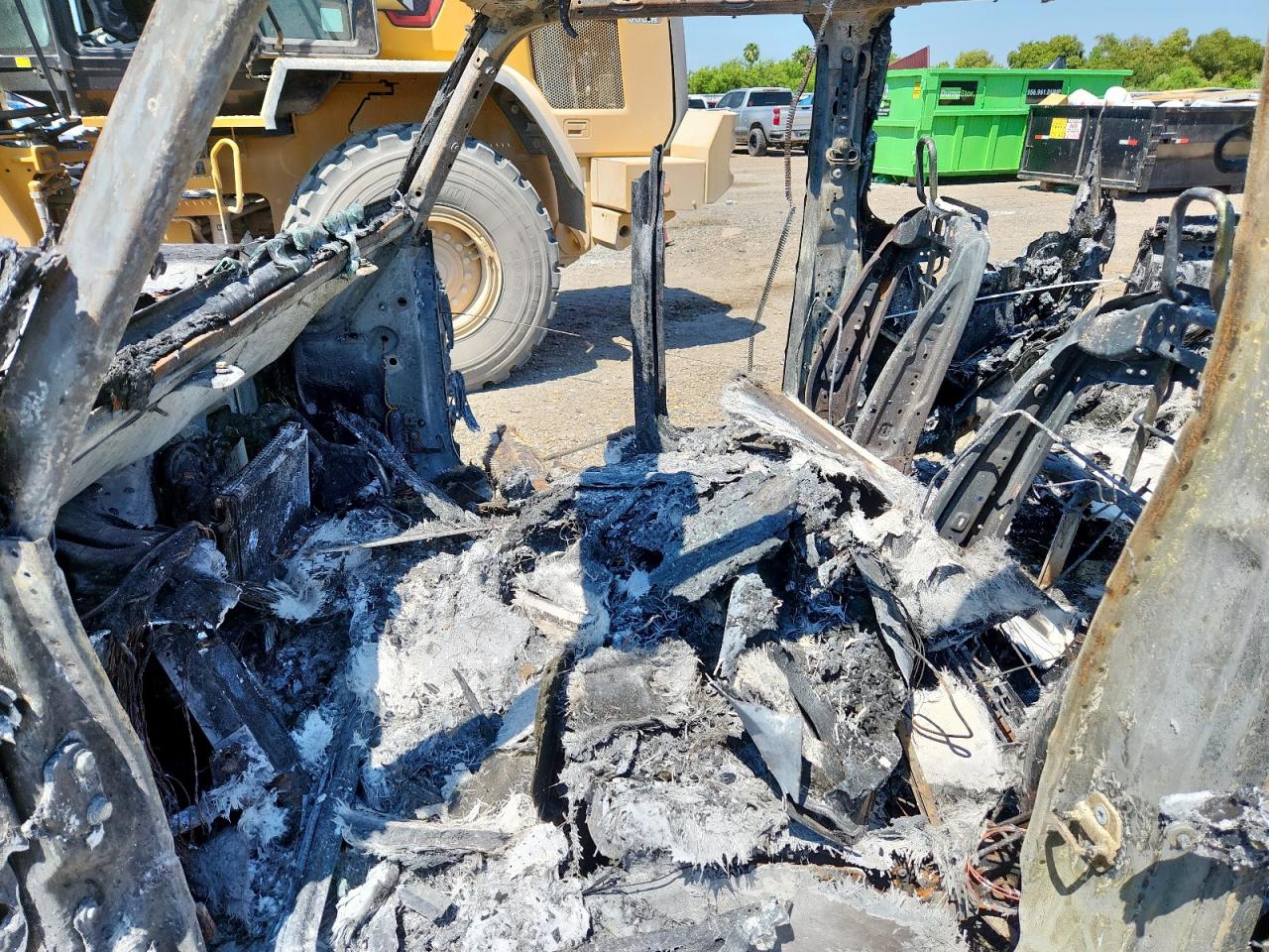 2018 Jeep Wrangler Unlimited Sahara VIN: 1C4HJXEG0JW249072 Lot: 71540365