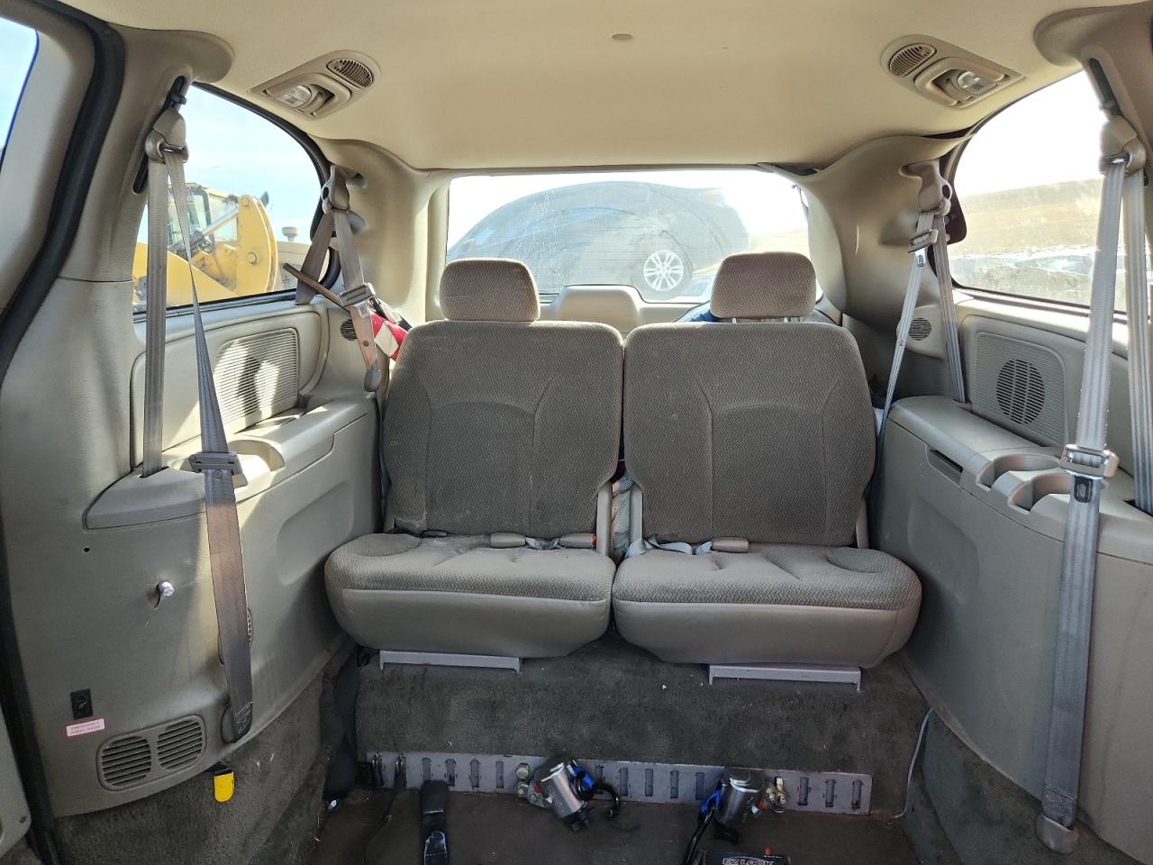 2004 Dodge Grand Caravan Sxt VIN: 2D4GP44L84R615741 Lot: 81887895