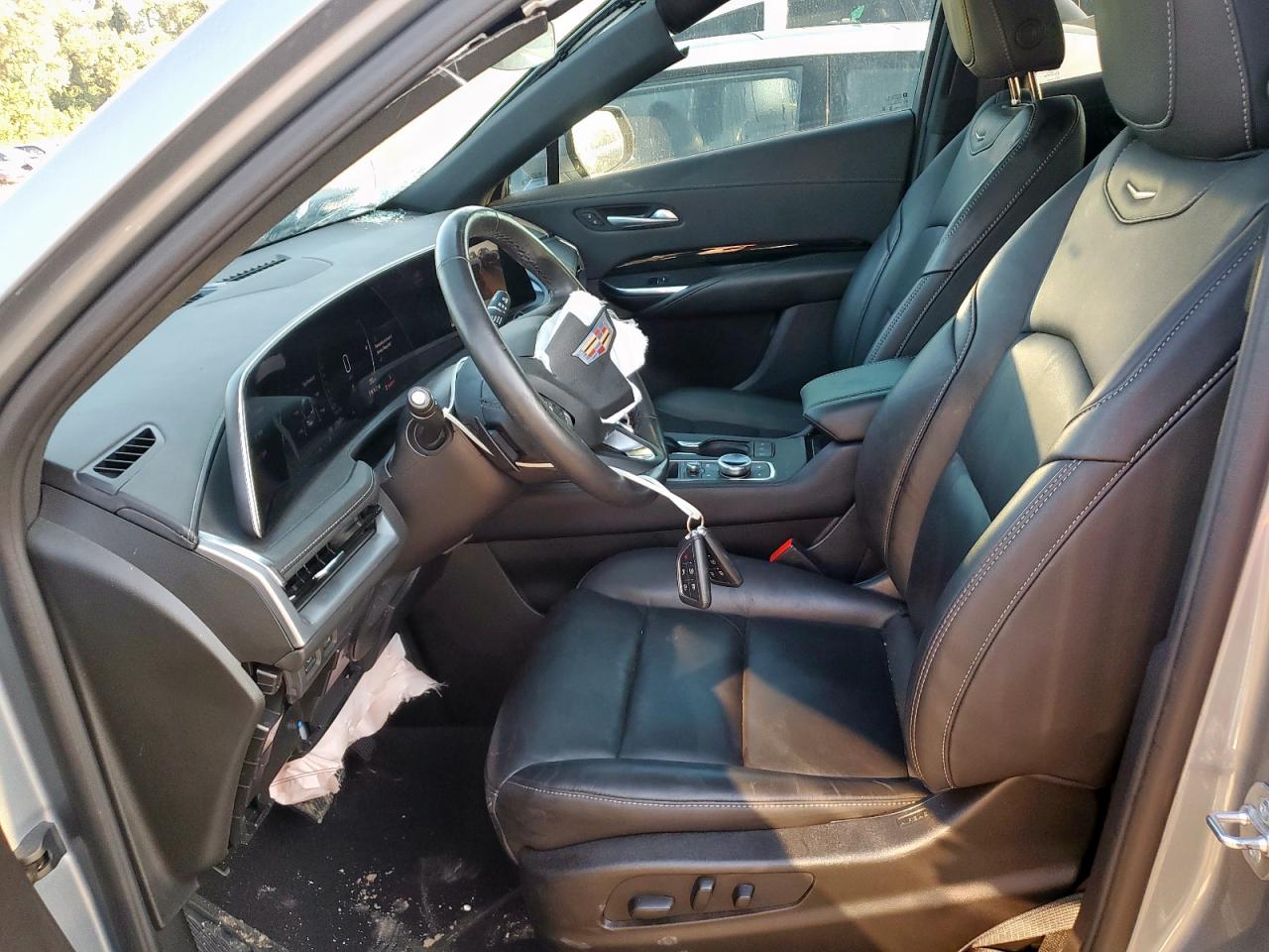 2024 Cadillac Xt4 Luxury VIN: 1GYAZAR44RF236824 Lot: 69668745