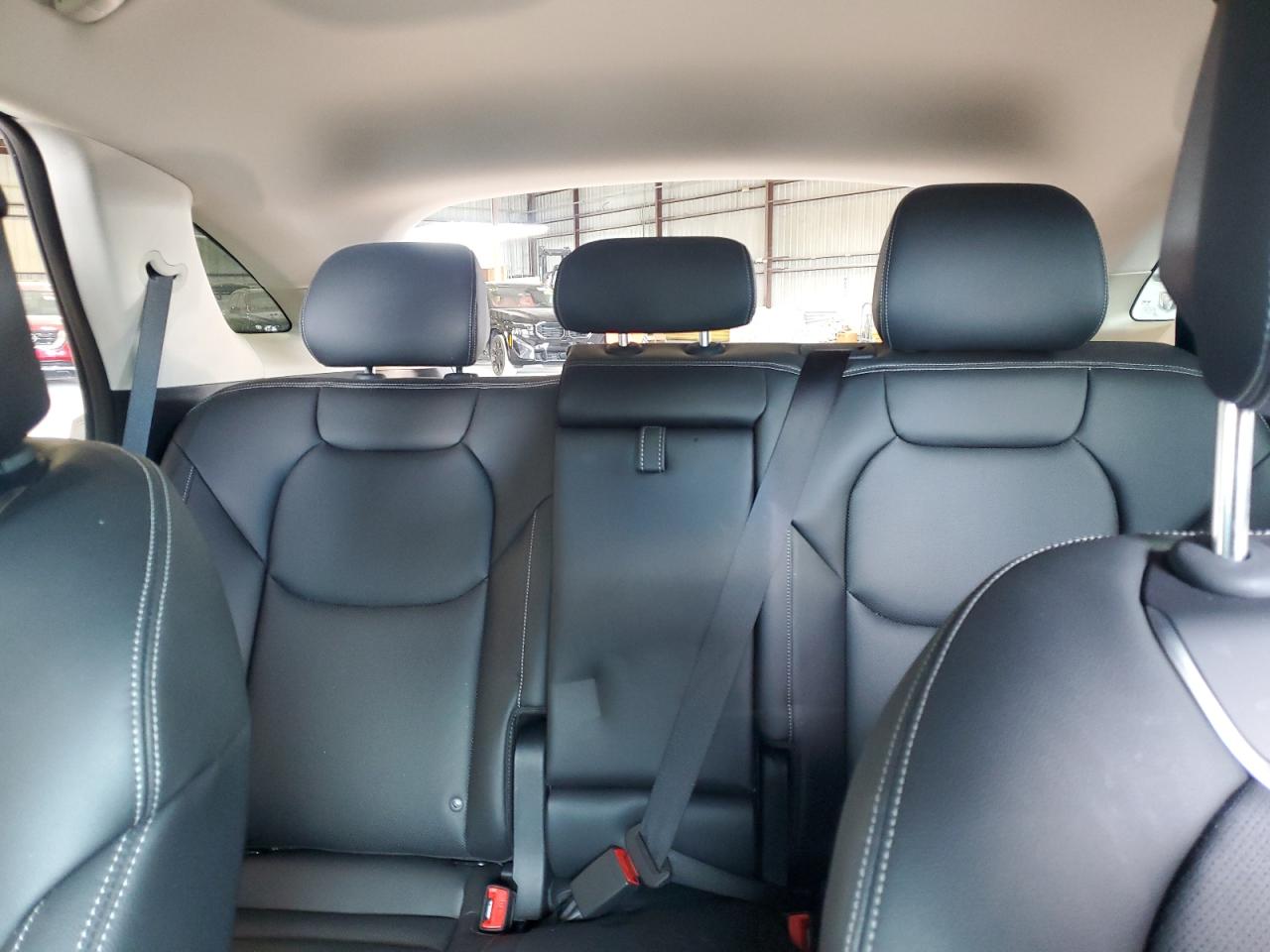 2025 Genesis Gv70 Base VIN: 5NMMADTB8SH032393 Lot: 84249405