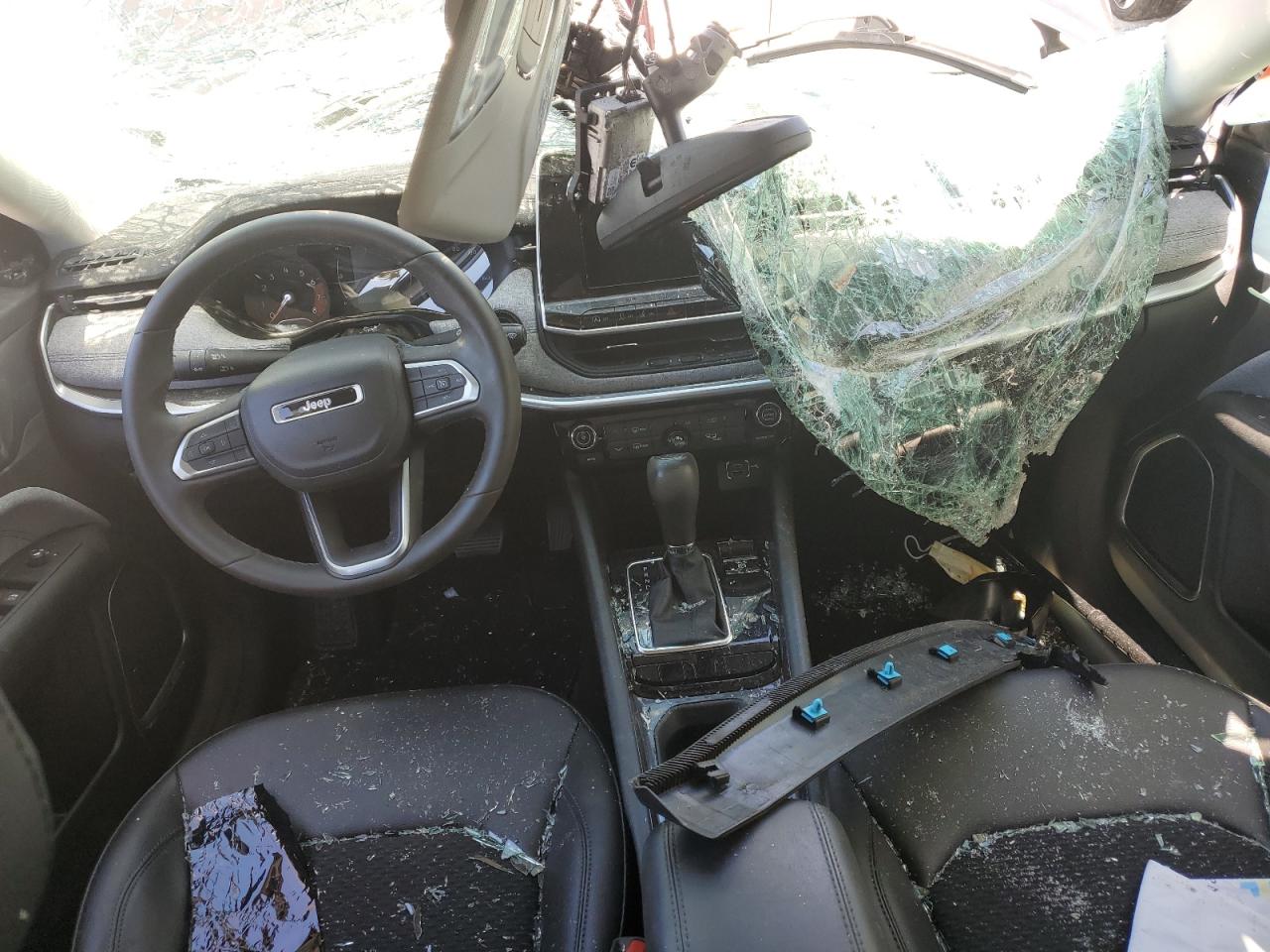 2022 Jeep Compass Latitude VIN: 3C4NJCBB0NT139798 Lot: 83815965