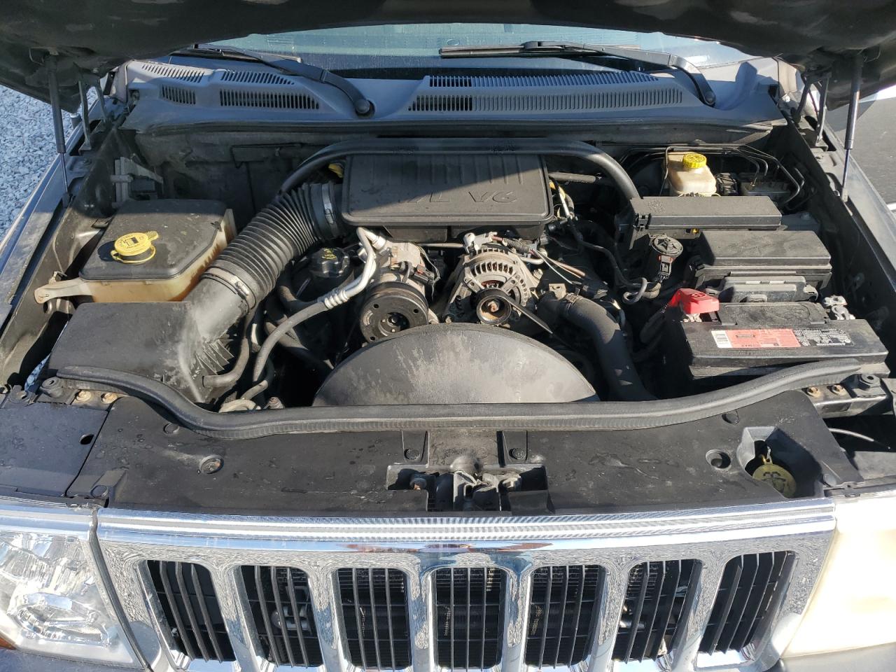 2007 Jeep Commander VIN: 1J8HG48K67C576849 Lot: 70675765