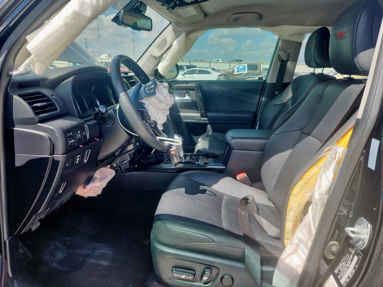 2020 Toyota 4Runner Sr5/Sr5 Premium VIN: JTEBU5JR6L5787210 Lot: 81820535