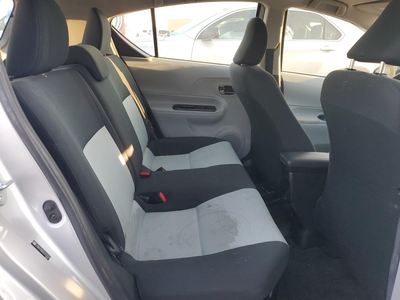 2012 Toyota Prius C VIN: JTDKDTB35C1013721 Lot: 71704045