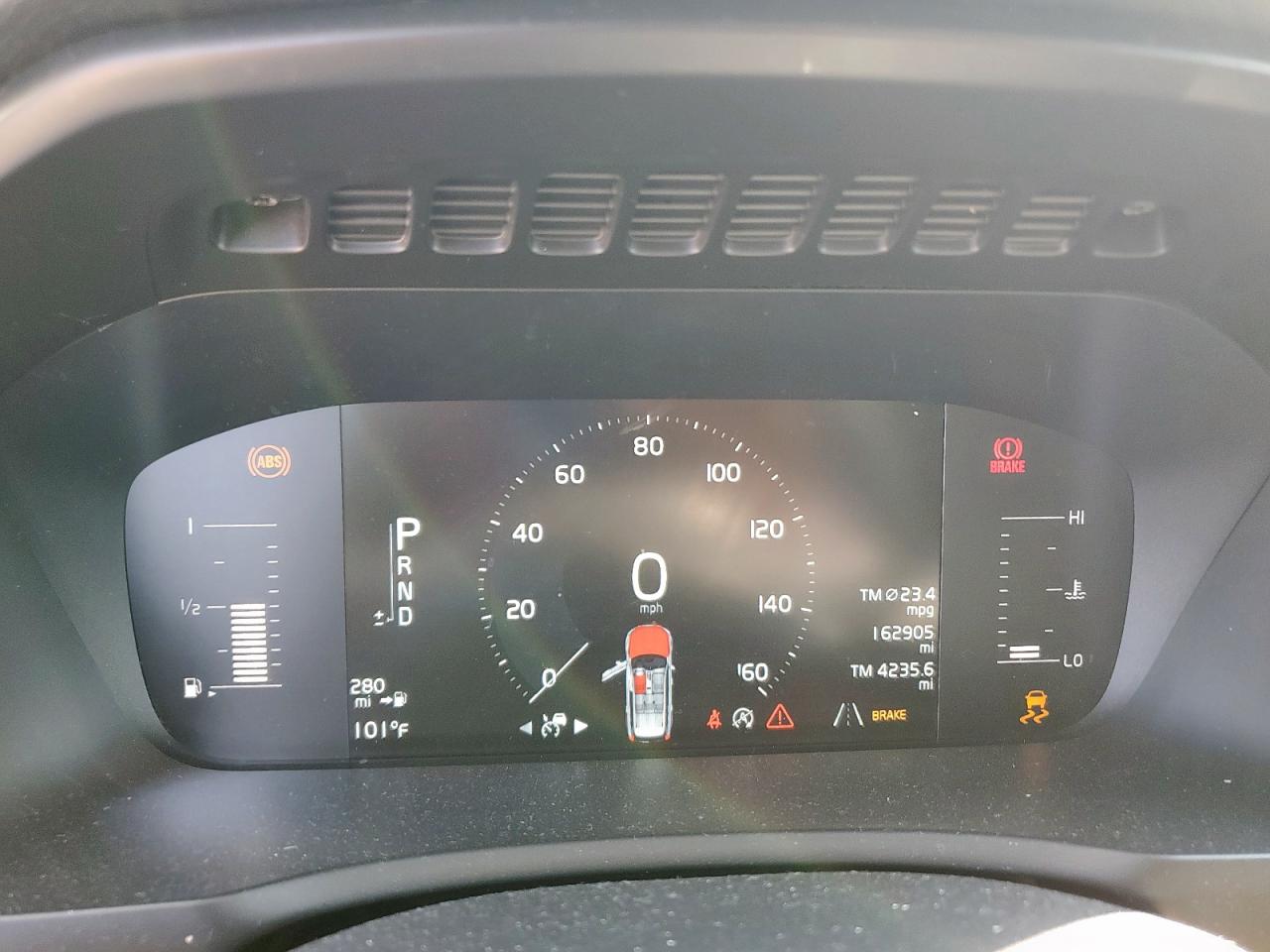 2017 Volvo Xc90 T5 VIN: YV4102KK9H1131221 Lot: 80915285