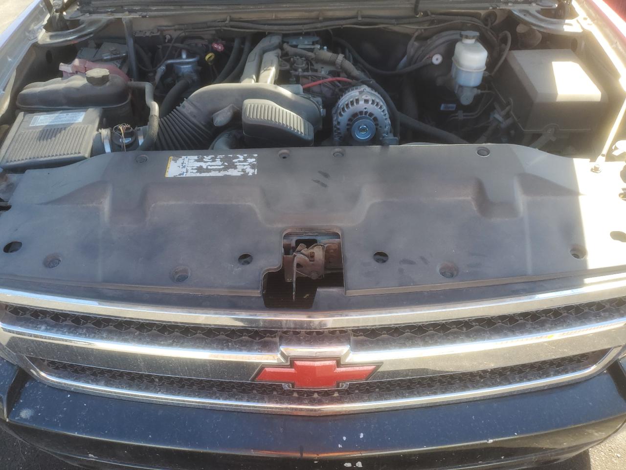 2008 Chevrolet Silverado C1500 VIN: 2GCEC13C181140115 Lot: 84630155