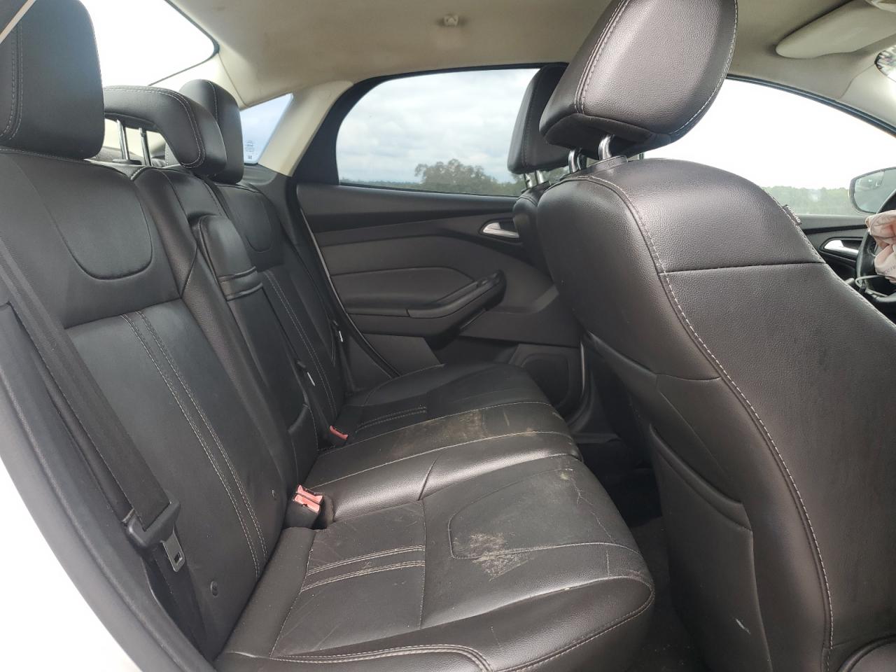 2013 Ford Focus Se VIN: 1FADP3F24DL300089 Lot: 84294595