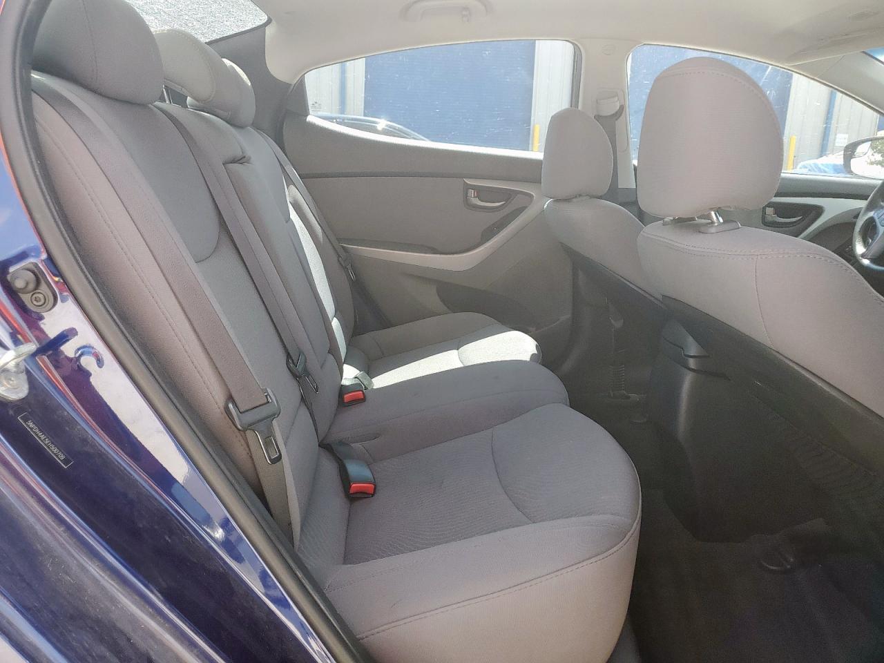 2014 Hyundai Elantra Se VIN: 5NPDH4AE5EH500709 Lot: 83760825