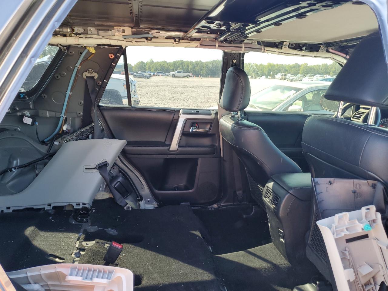 2014 Toyota 4Runner Sr5 VIN: JTEBU5JR9E5198428 Lot: 81804965