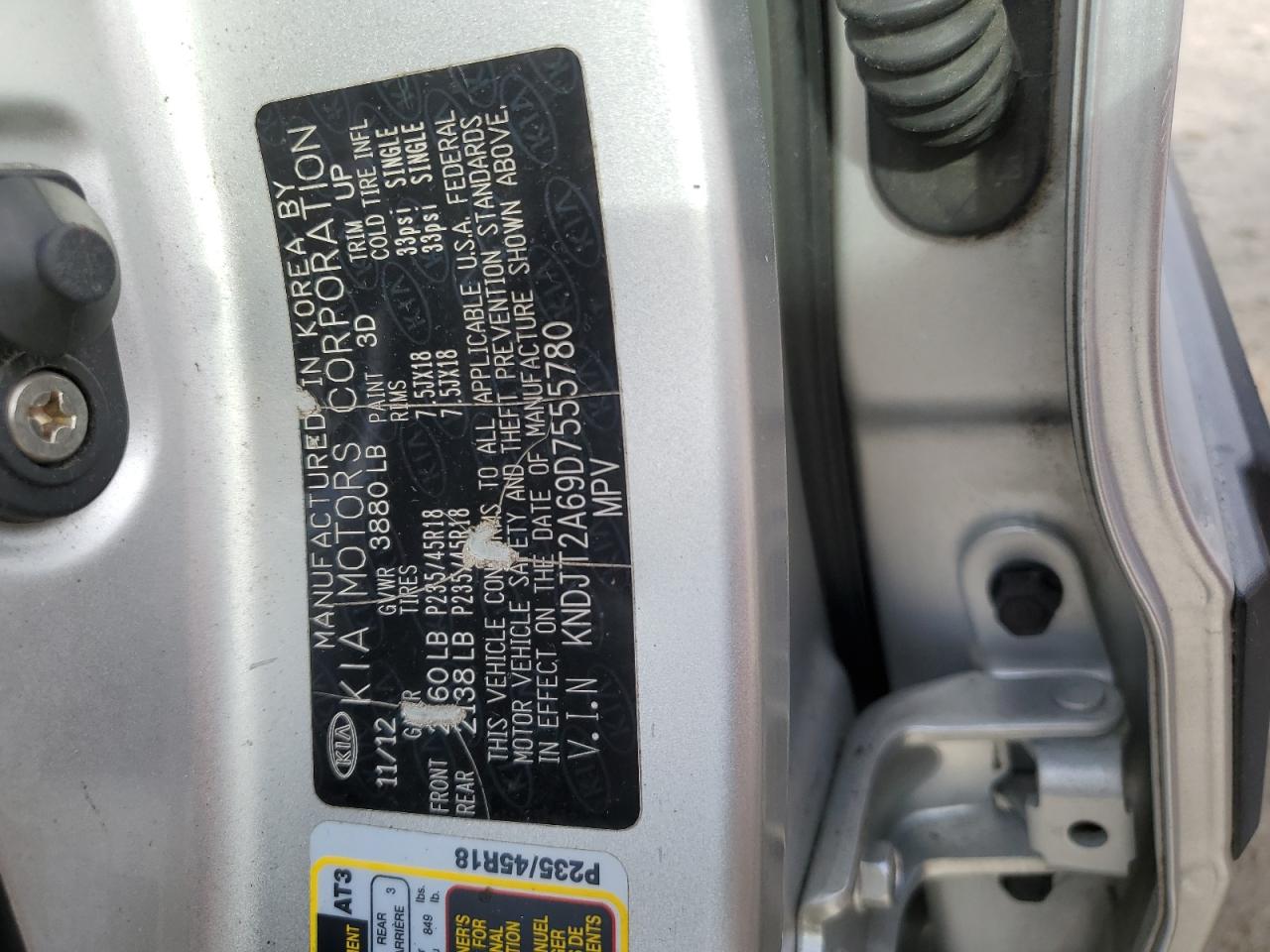 2013 Kia Soul + VIN: KNDJT2A69D7555780 Lot: 80454375