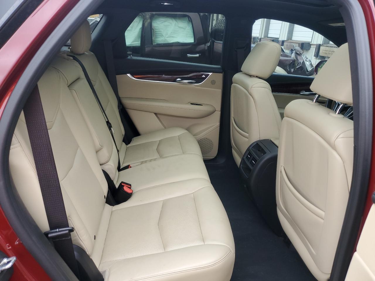 2017 Cadillac Xt5 Luxury VIN: 1GYKNBRS8HZ100956 Lot: 82044675