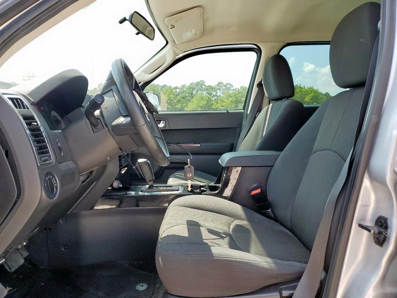 2011 Mazda Tribute I VIN: 4F2CY0C7XBKM03327 Lot: 80725365