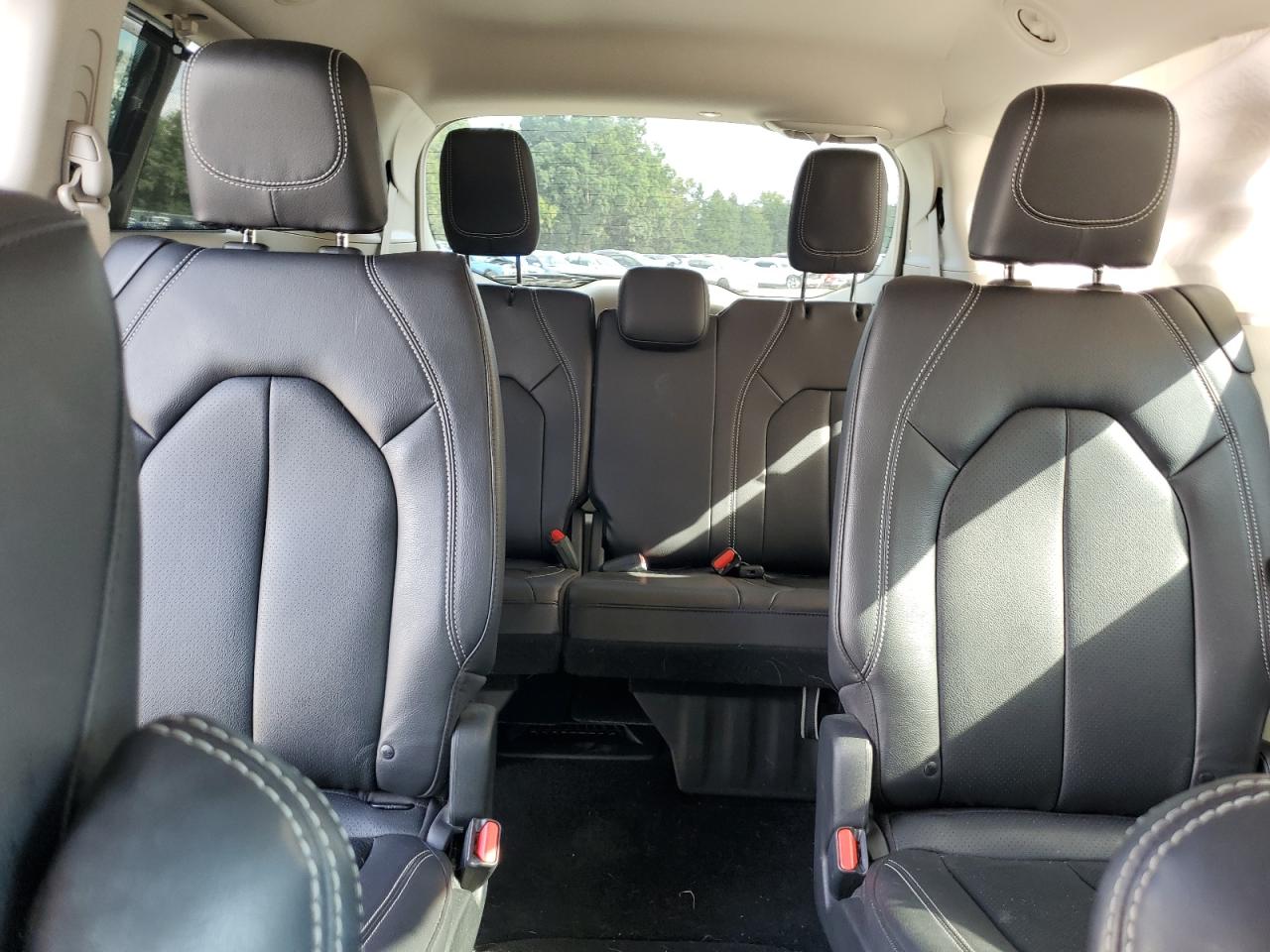 2022 Chrysler Pacifica Touring L VIN: 2C4RC1BGXNR145722 Lot: 83821085