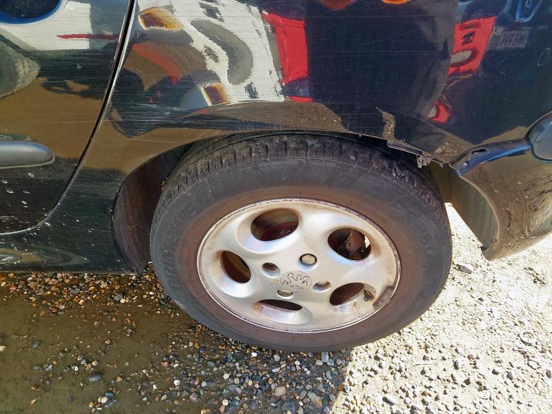 2002 PEUGEOT 206 
