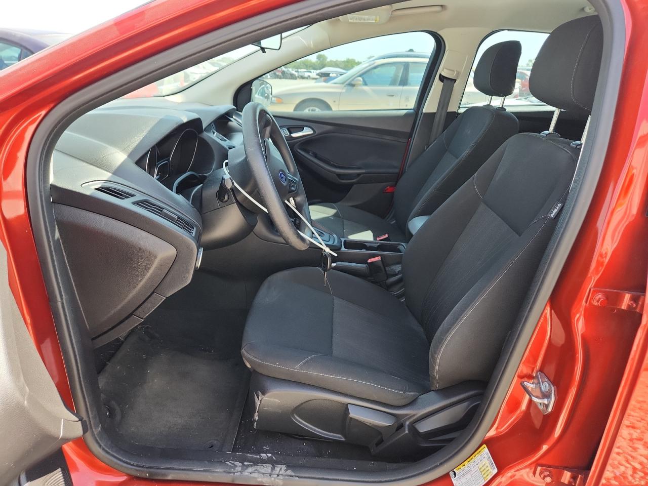 2018 Ford Focus Se VIN: 1FADP3F22JL258971 Lot: 80133375