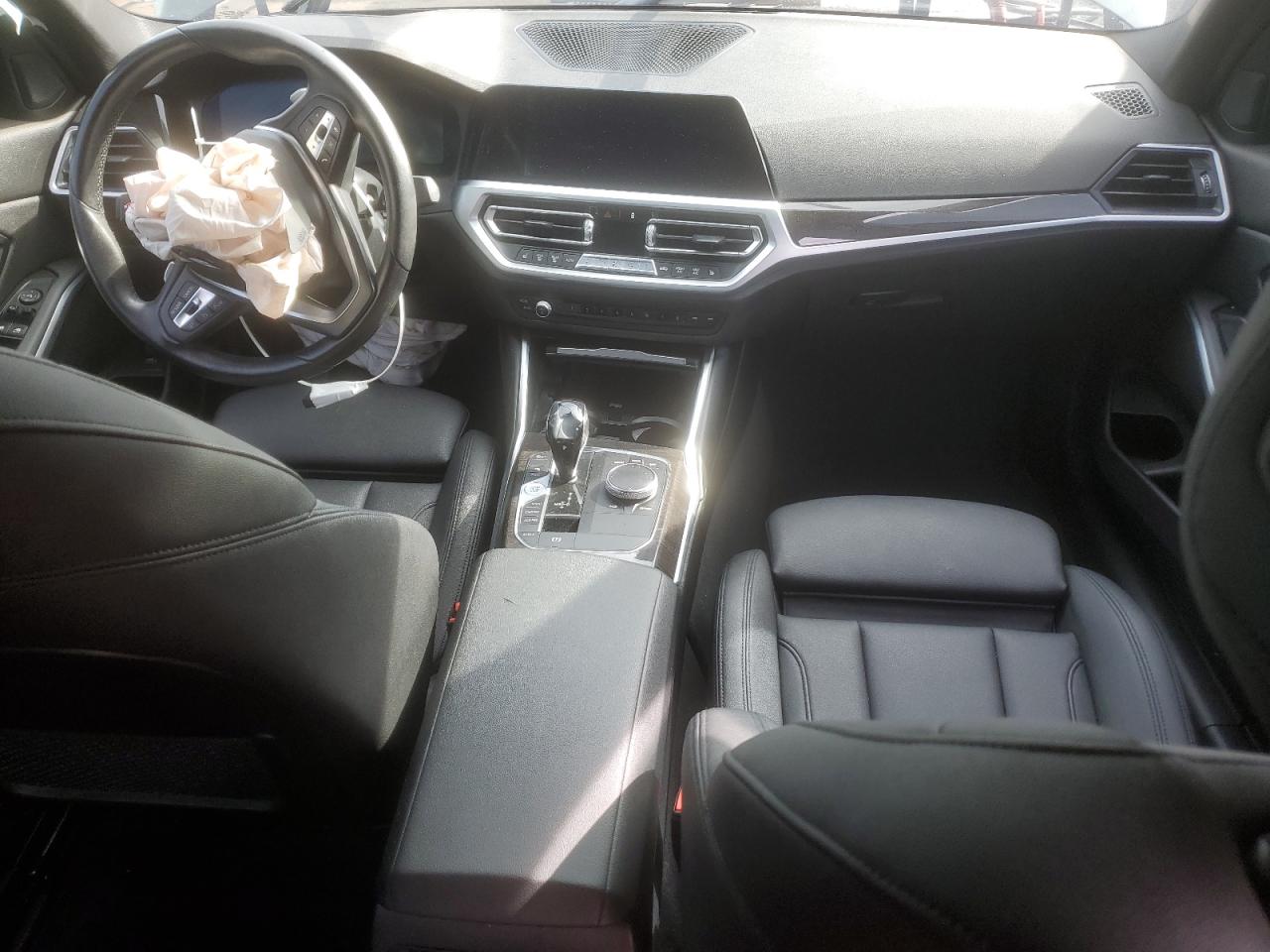 2019 BMW 330Xi VIN: 3MW5R7J50K8A05297 Lot: 81021675