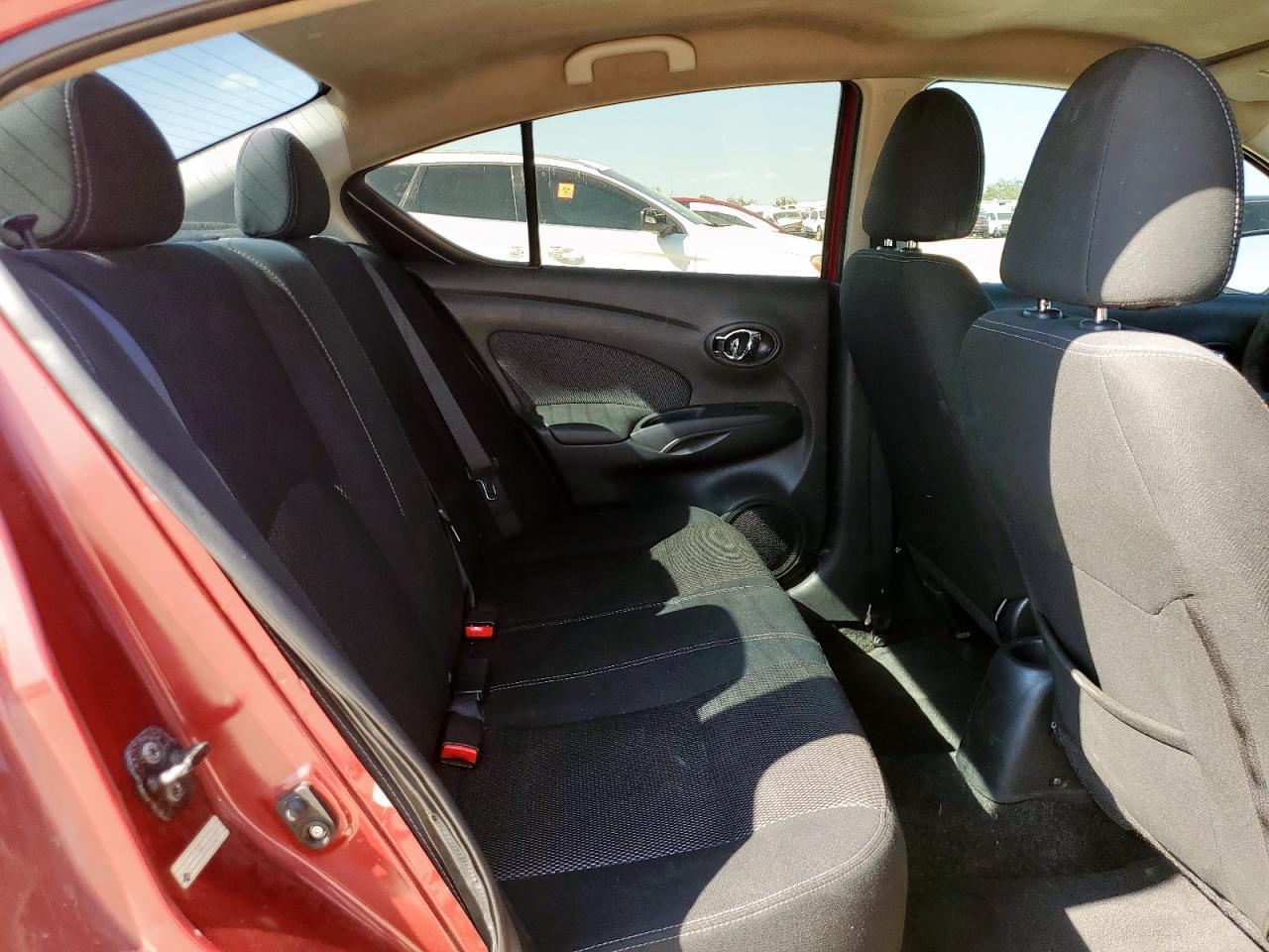 2016 Nissan Versa S VIN: 3N1CN7AP2GL852515 Lot: 72065665