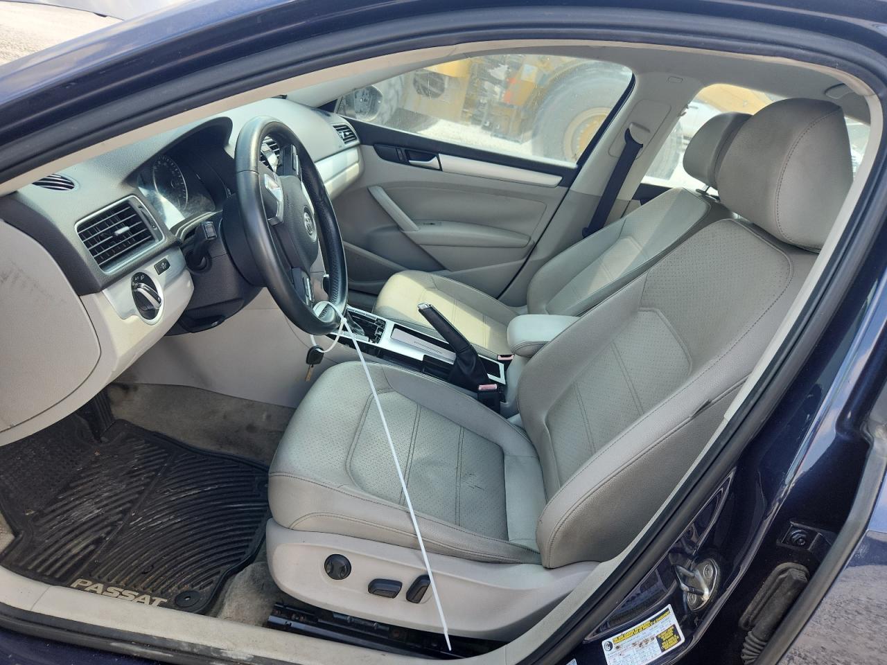 2012 Volkswagen Passat Se VIN: 1VWBP7A35CC087688 Lot: 80499075