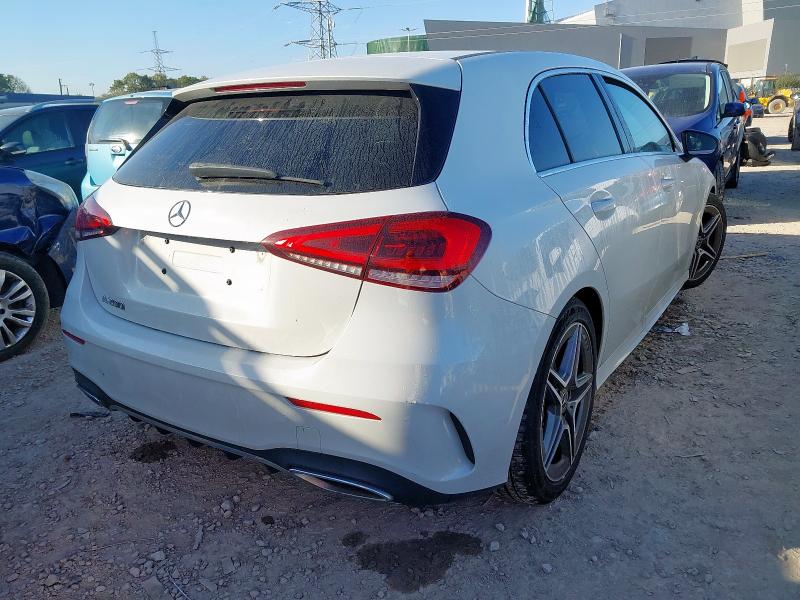 2019 MERCEDES-BENZ A 200 AMG LINE 