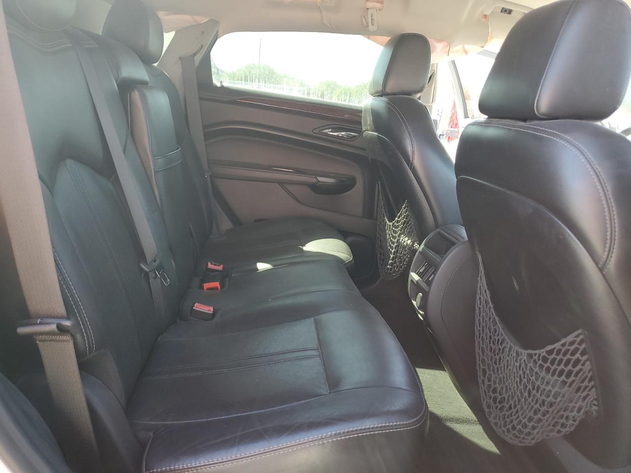 2014 Cadillac Srx Luxury Collection VIN: 3GYFNBE30ES517965 Lot: 81101135