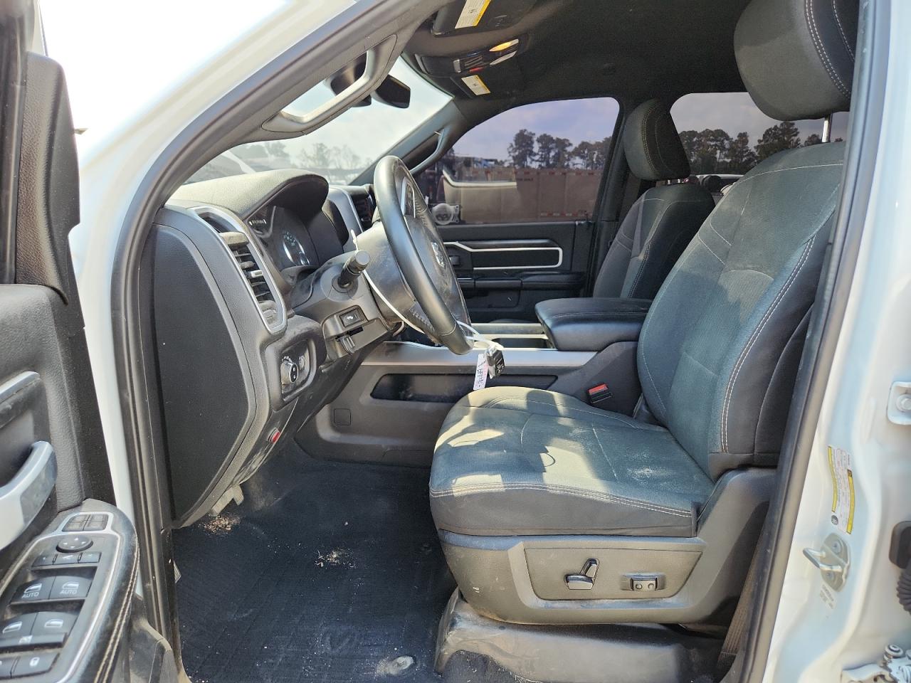 2024 Ram 3500 Big Horn VIN: 3C63RRHL5RG156010 Lot: 81467845