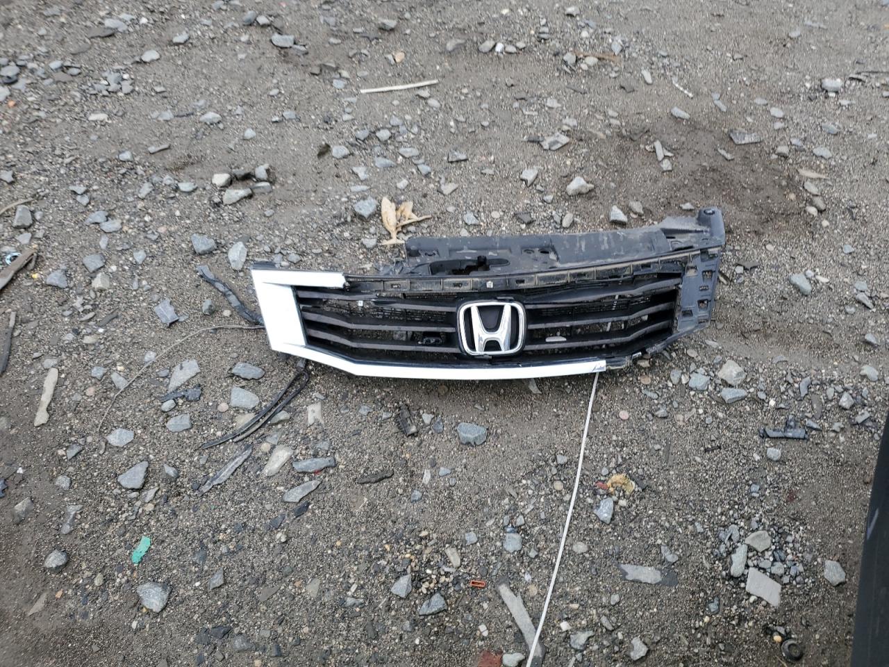 2010 Honda Accord Lx VIN: 1HGCP2F33AA153796 Lot: 81142475