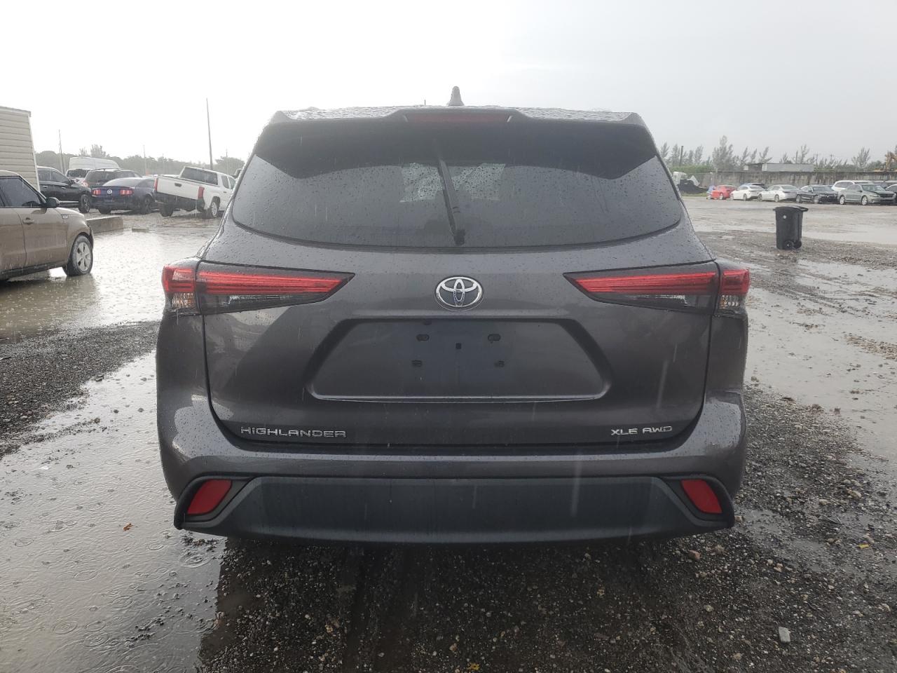 2022 Toyota Highlander Xle VIN: 5TDGZRBH0NS182508 Lot: 80658165