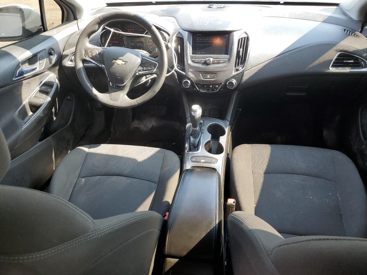2019 Chevrolet Cruze Lt VIN: 1G1BE5SMXK7101007 Lot: 81601155