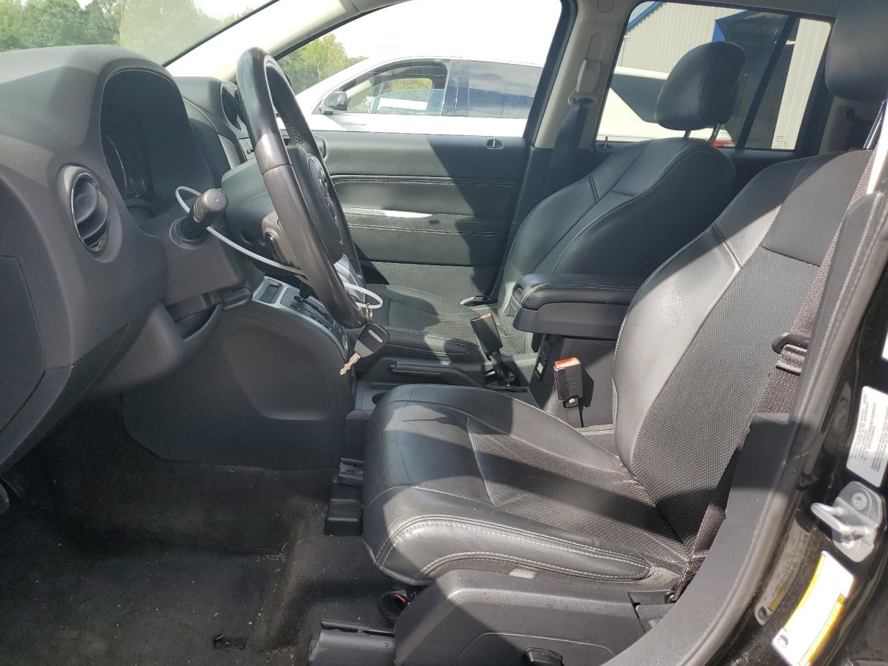 2015 Jeep Compass Latitude VIN: 1C4NJCEA1FD414444 Lot: 71241885