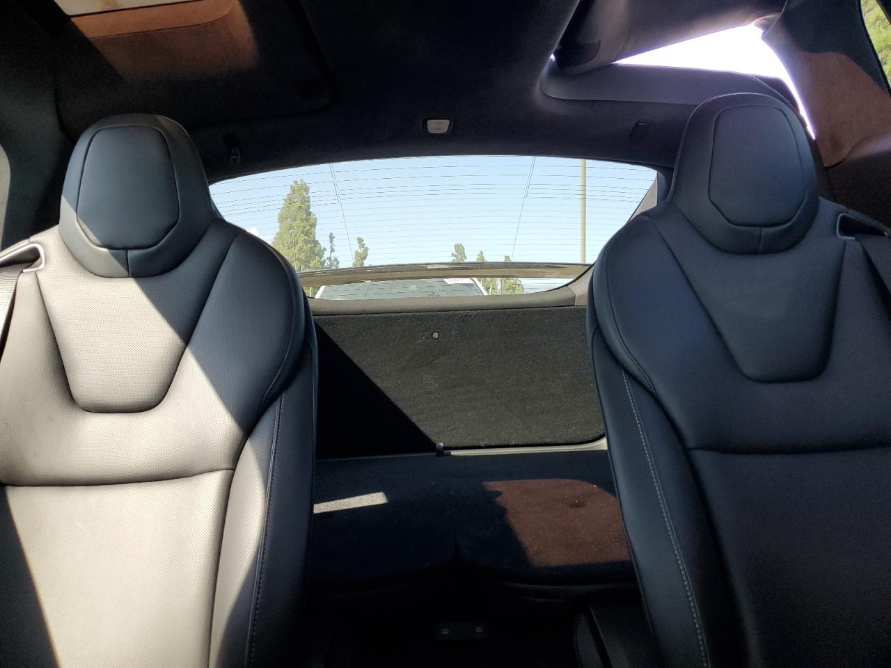 2023 Tesla Model X VIN: 7SAXCBE66PF428457 Lot: 84607835