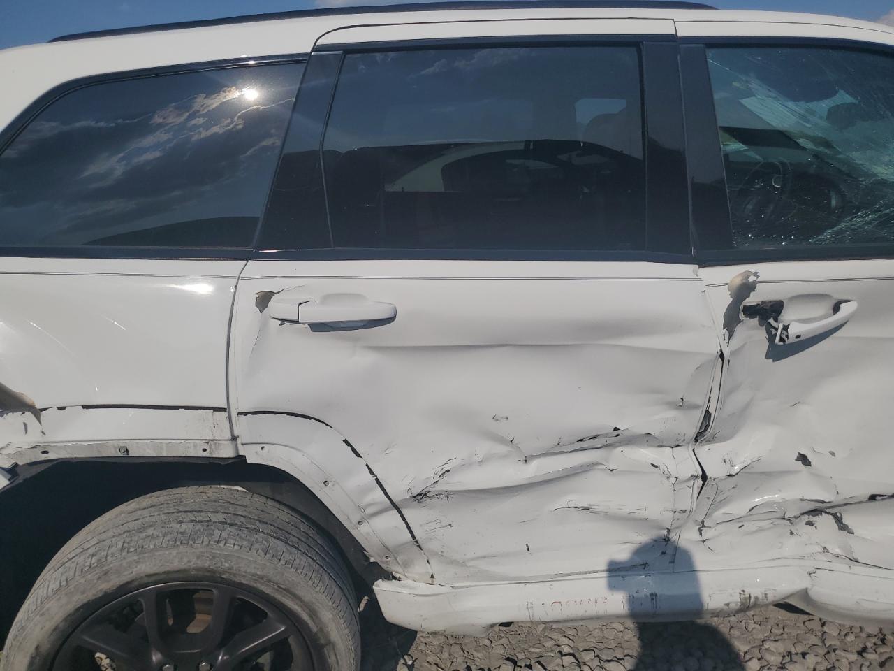 2020 Jeep Grand Cherokee Overland VIN: 1C4RJFCG8LC400486 Lot: 80120135