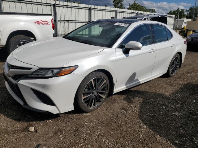  TOYOTA CAMRY 2018 Biały