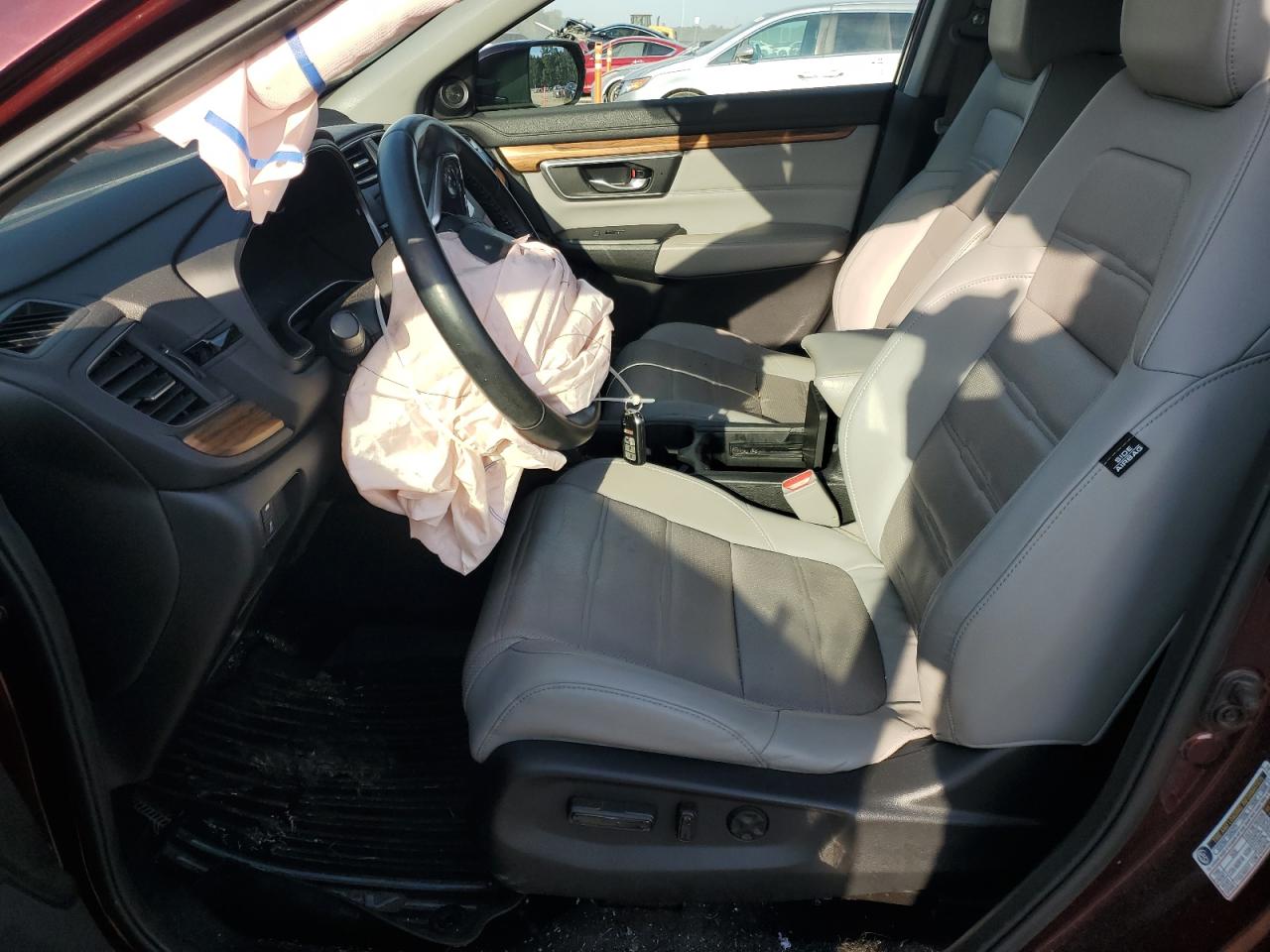 2017 Honda Cr-V Touring VIN: 2HKRW1H96HH507000 Lot: 84282385