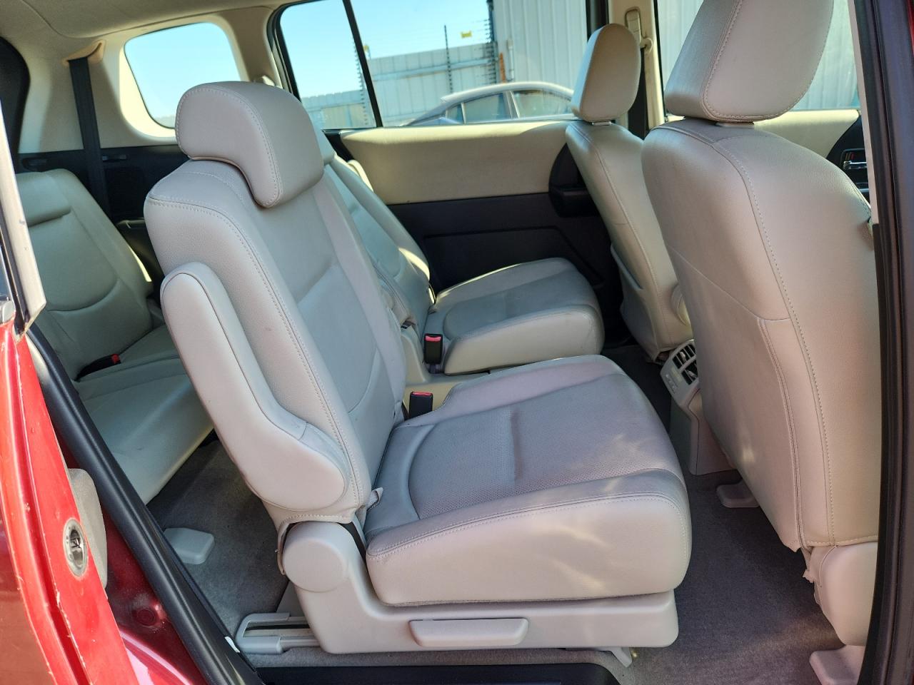 2010 Mazda 5 VIN: JM1CR2W32A0370268 Lot: 81005715