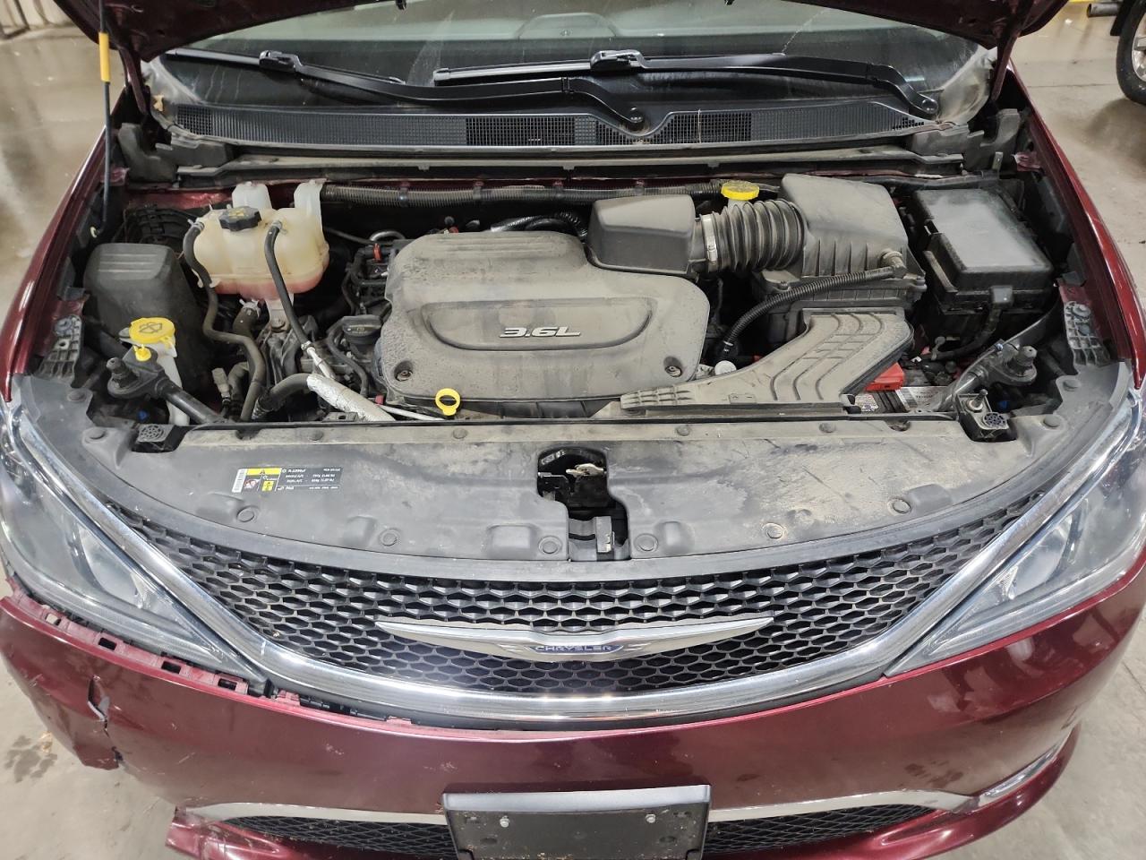 2017 Chrysler Pacifica Touring L VIN: 2C4RC1BG8HR833643 Lot: 84419615