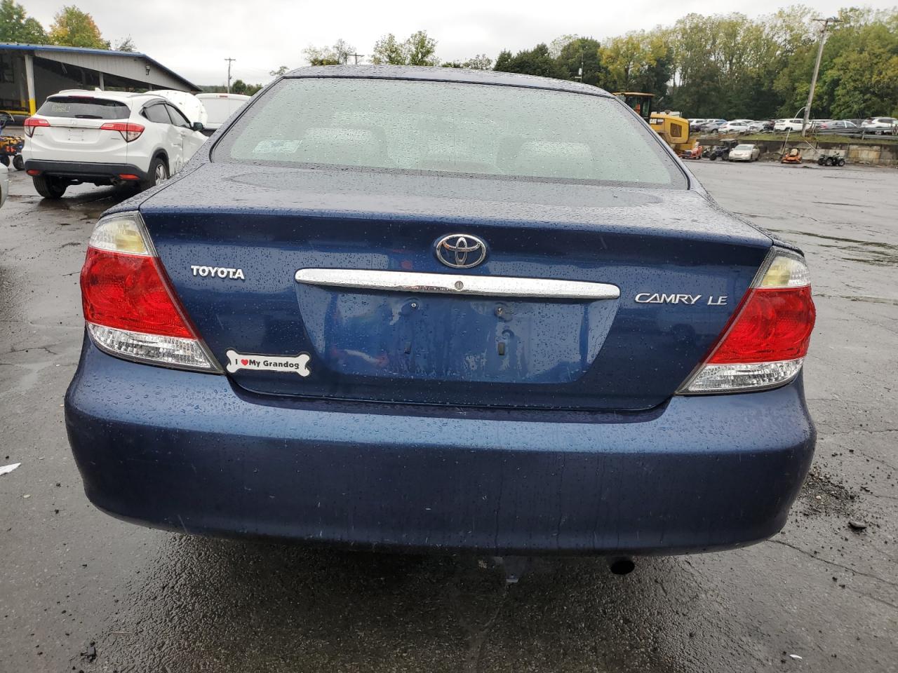2005 Toyota Camry Le VIN: 4T1BE32K35U073739 Lot: 82128585