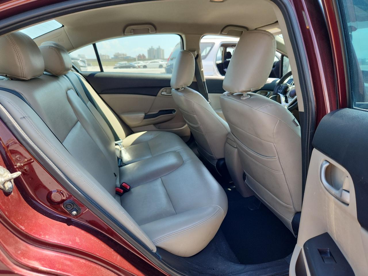 2014 Honda Civic Lx VIN: 19XFB2F5XEE063317 Lot: 81165235