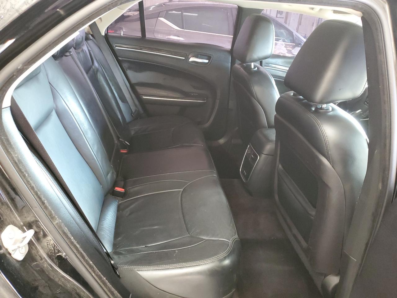 2016 Chrysler 300 Limited VIN: 2C3CCAAG4GH298567 Lot: 71459355