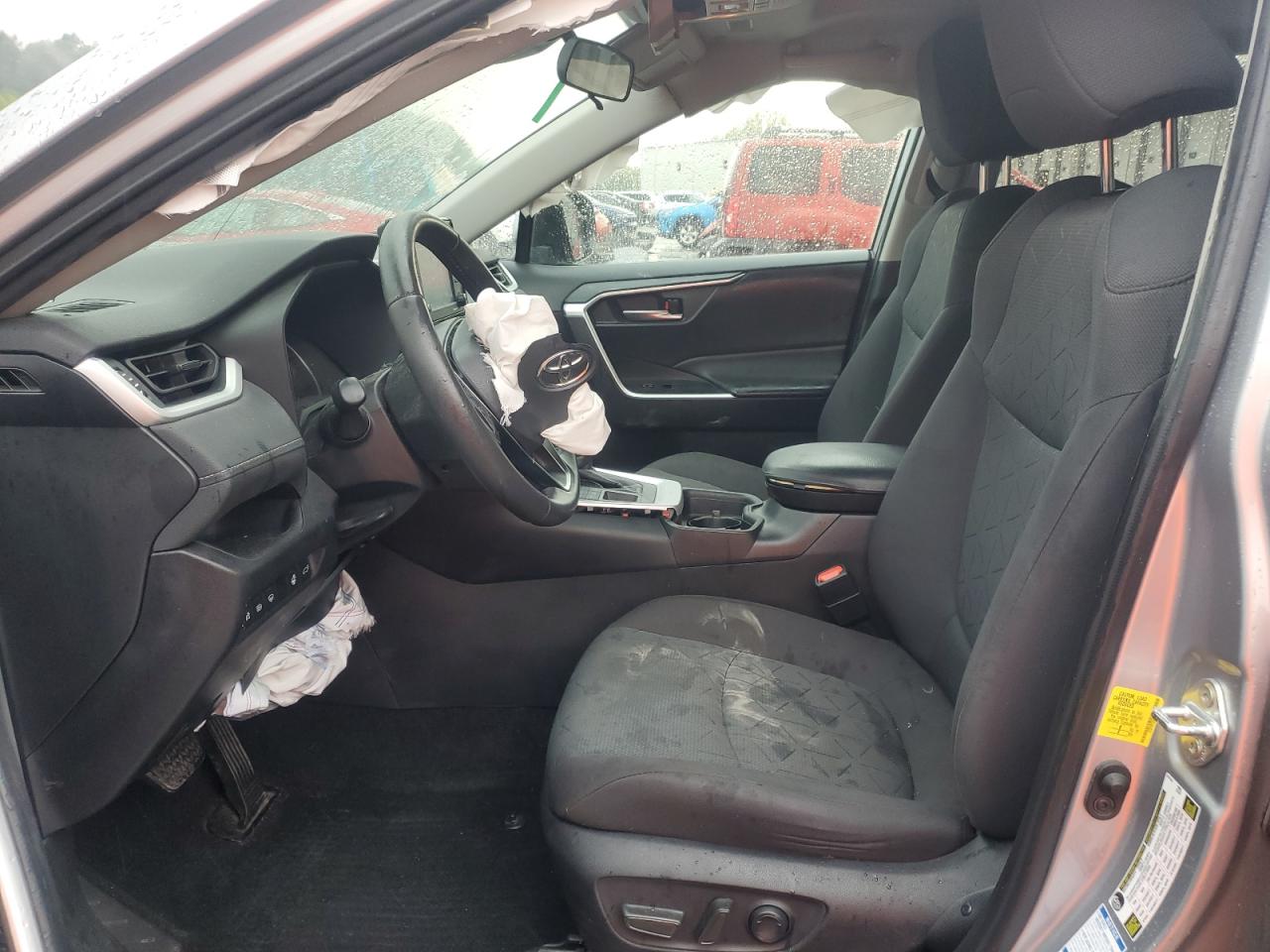 2021 Toyota Rav4 Xle VIN: 2T3P1RFV2MC211674 Lot: 82036785